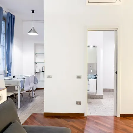 Voltiva House - In The Heart Of Old Town Holiday home Como