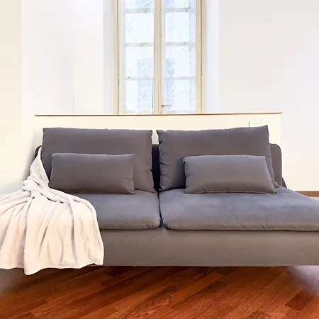 Voltiva House - In The Heart Of Old Town بيت للعطل