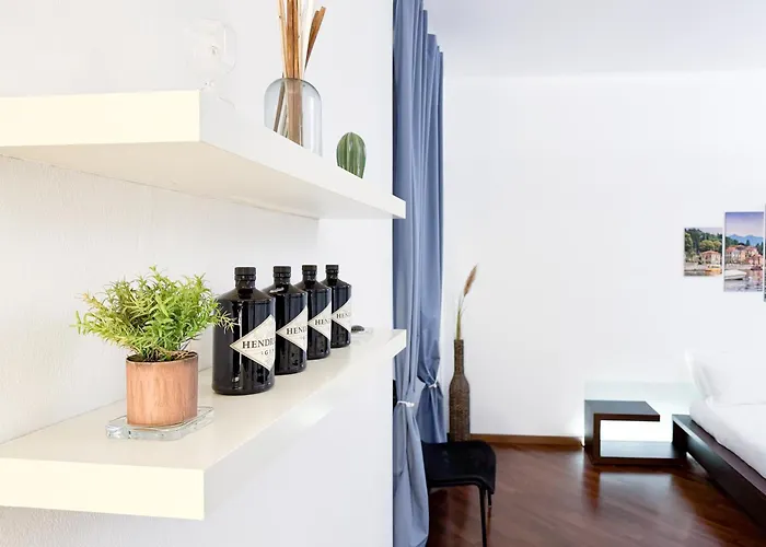 別荘 Voltiva House - In The Heart Of Old Town コモ