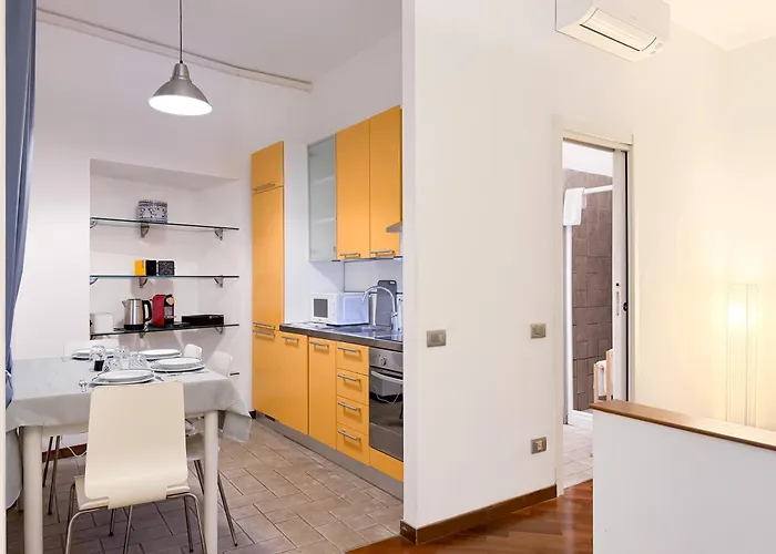別荘 Voltiva House - In The Heart Of Old Town コモ
